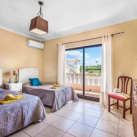 Charlota * Αλμπουφέιρα